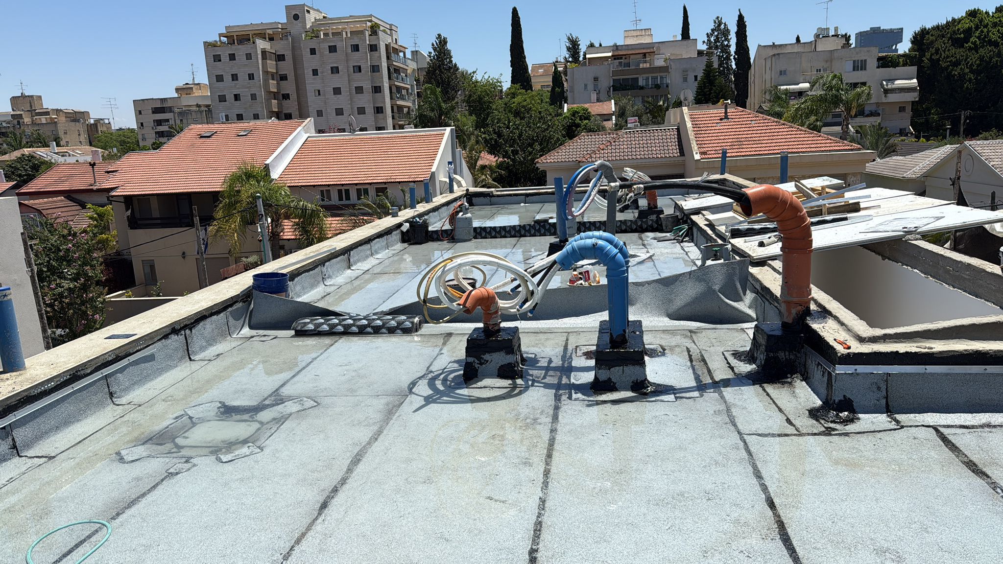 פרויקט איטום גג ביריעות ביטונמיות